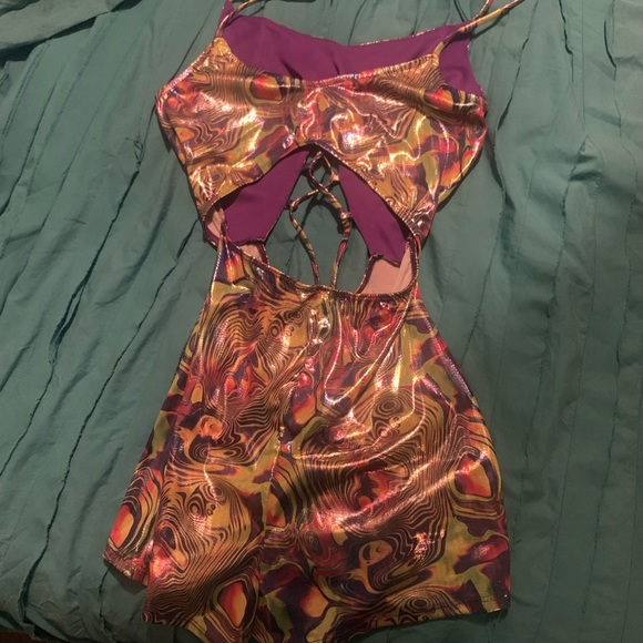 Multi color Romper - Picture 2 of 2